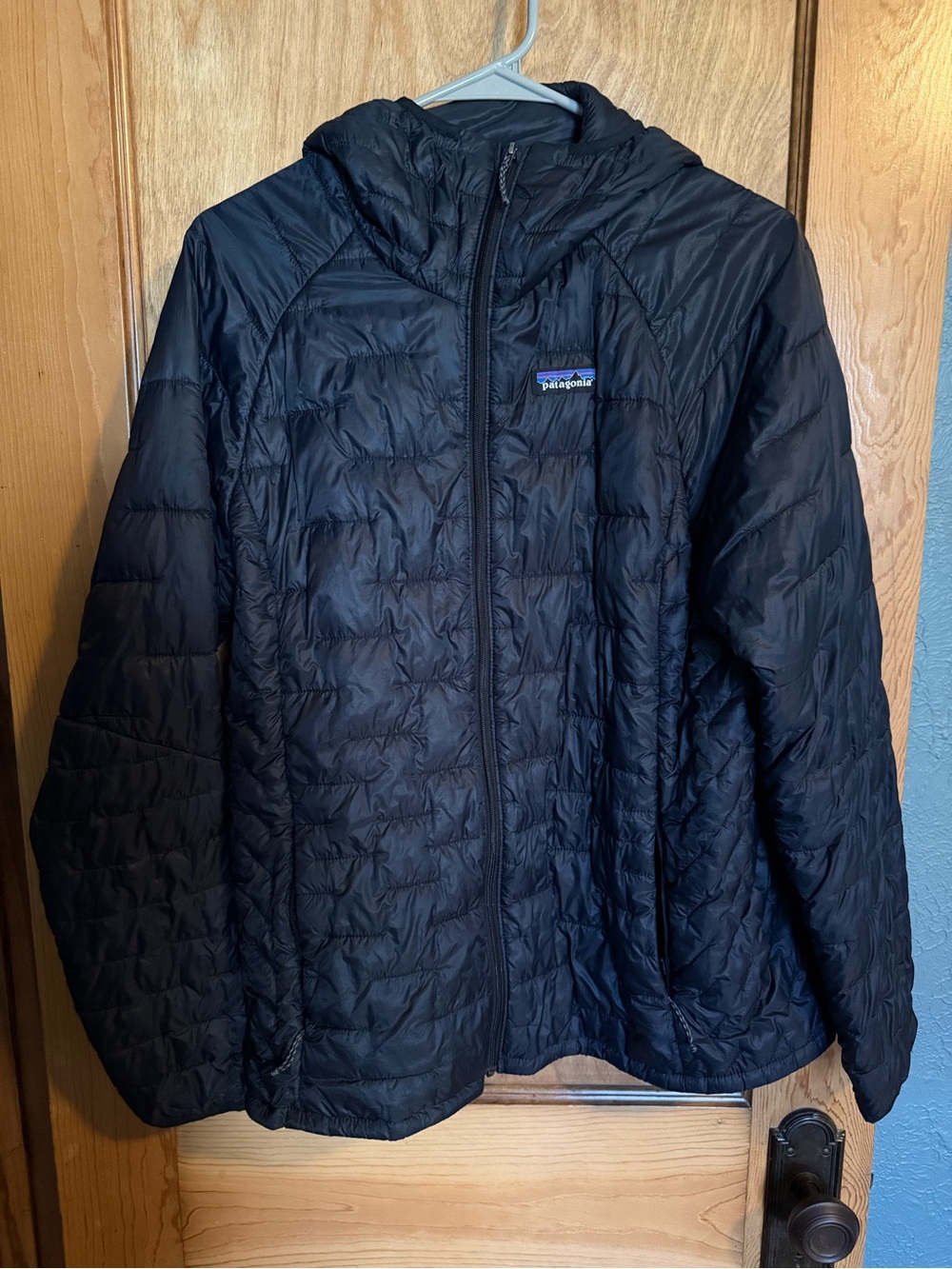 Patagonia Women’s Large Nano Puff Hooded Jacket